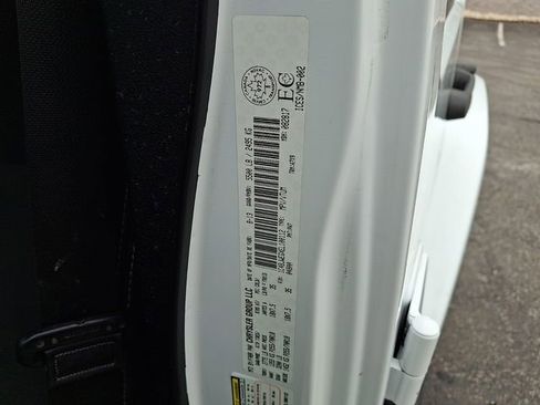 Used 2014 Jeep Wrangler Unlimited Sahara w/ Dual Top Group image 26