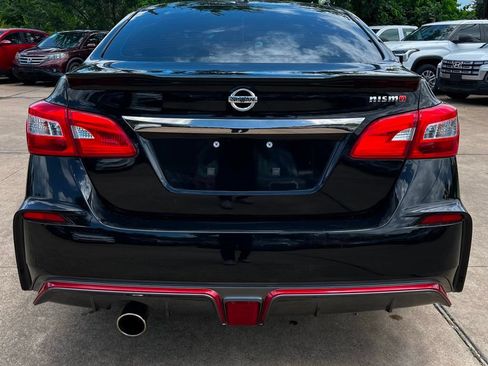Used 2018 Nissan Sentra NISMO FWD image 8