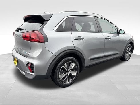 Certified 2022 Kia Niro LXS image 8
