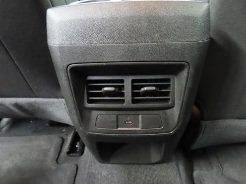 Used 2025 GMC Canyon Elevation image 11