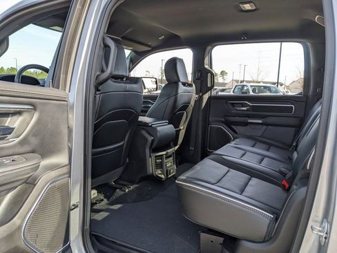 Used 2025 RAM 1500 Laramie image 39