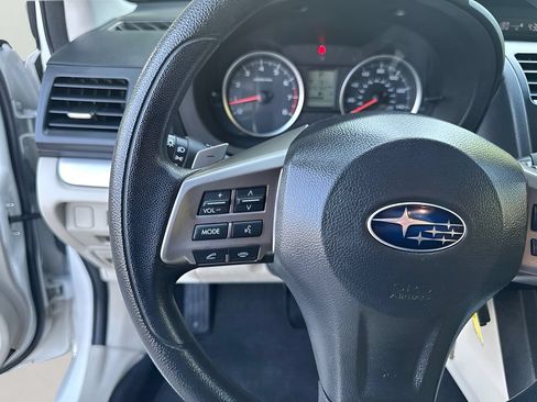 Used 2014 Subaru Crosstrek 2.0i Premium AWD/4WD image 12