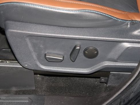 Used 2024 Ford Bronco Outer Banks AWD/4WD image 21