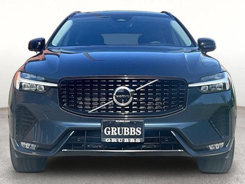 Certified 2024 Volvo XC60 B5 Plus w/ Protection Package Premier AWD/4WD image 4