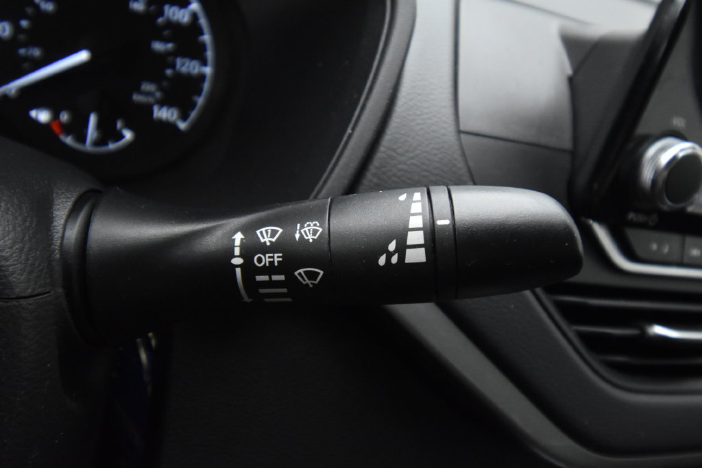 Used 2024 Nissan Altima 2.5 S FWD image 29