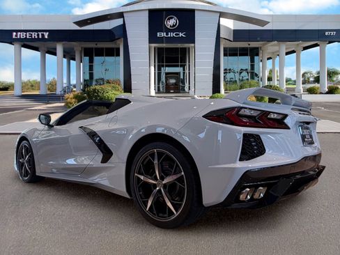 Used 2023 Chevrolet Corvette Stingray Premium Cpe w/ Z51 Performance Package RWD image 4