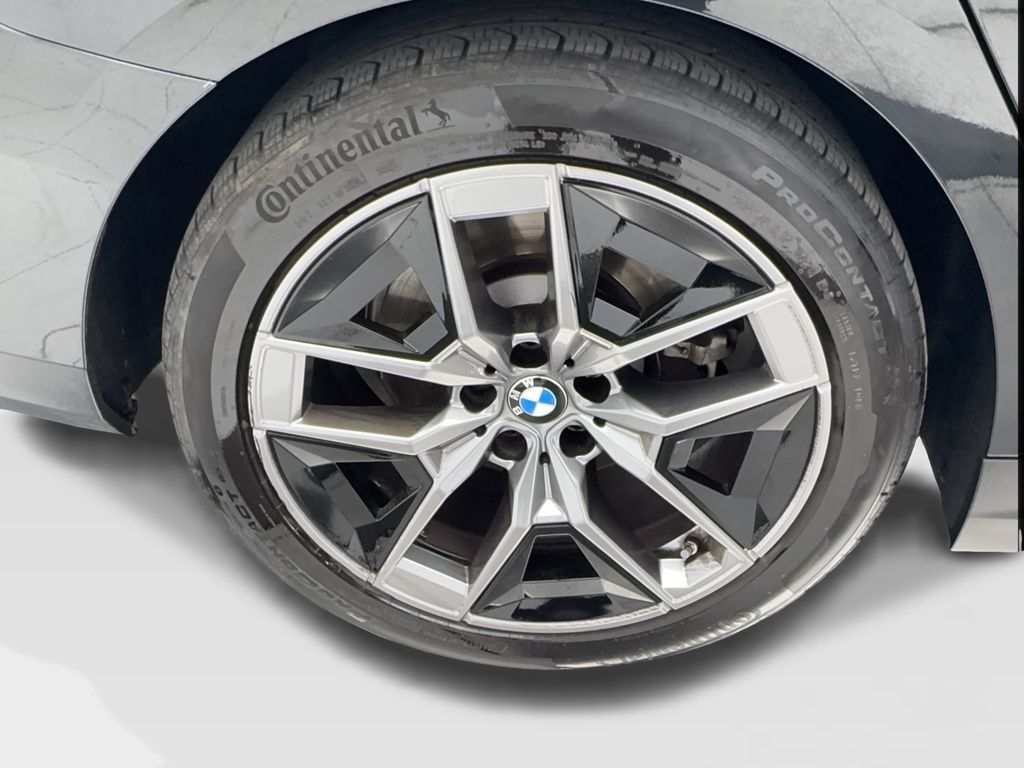 Used 2026 BMW 530i RWD image 16