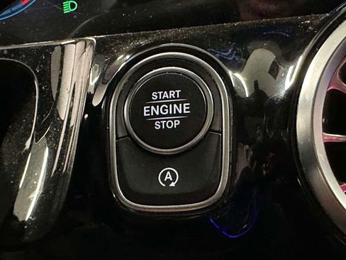 Certified 2023 Mercedes-Benz GLA 250 4MATIC image 26