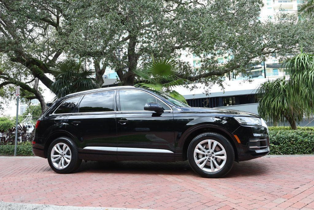 Used 2019 Audi Q7 3.0T Premium Plus AWD/4WD image 24