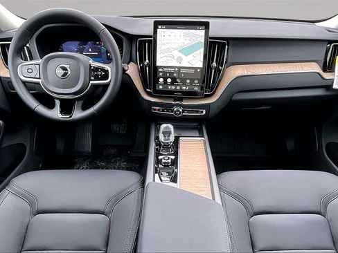 New 2026 Volvo XC60 B5 Core w/ Protection Package Premier image 5