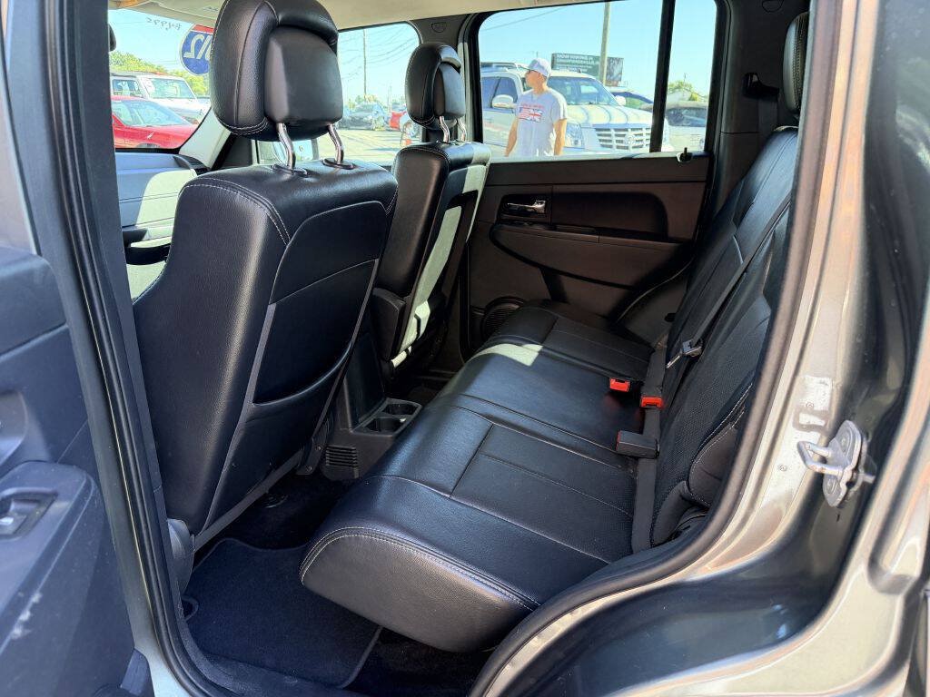 Used 2012 Jeep Liberty Sport AWD/4WD image 6