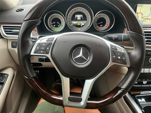 Used 2014 Mercedes-Benz E 350 Sedan image 40