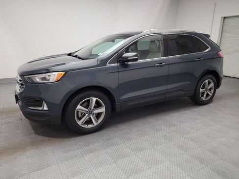 Used 2019 Ford Edge SEL FWD image 2