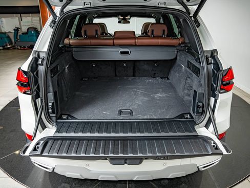 New 2026 BMW X5 xDrive40i w/ Climate Comfort Package AWD/4WD image 36