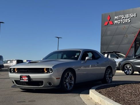 Used 2021 Dodge Challenger R/T image 6