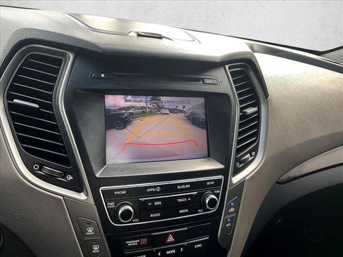 Used 2018 Hyundai Santa Fe Sport w/ 2.4L Value Package 02 FWD image 21