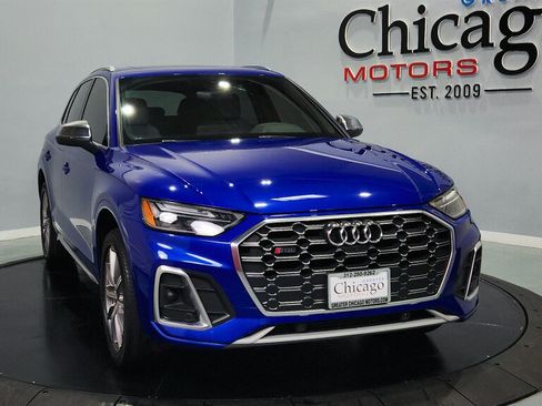 Used 2023 Audi SQ5 Premium Plus w/ Premium Plus Package AWD/4WD image 3