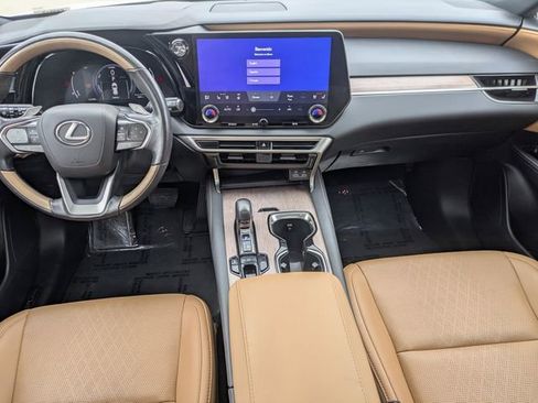 Used 2024 Lexus RX 350 w/ Technology Package image 12