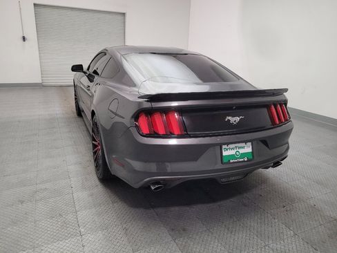 Used 2017 Ford Mustang Coupe RWD image 6