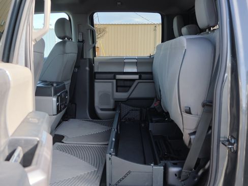 Used 2020 Ford F250 XLT w/ XLT Premium Package image 29