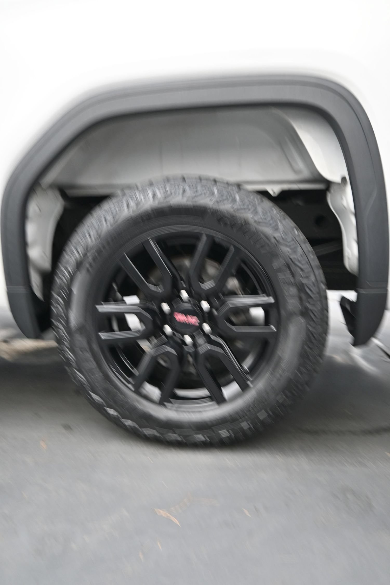 Used 2023 GMC Sierra 1500 Elevation AWD/4WD image 4
