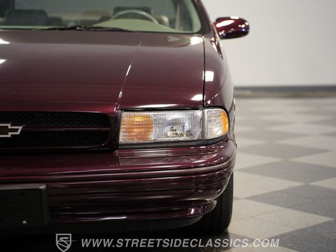Used 1996 Chevrolet Impala SS RWD image 21