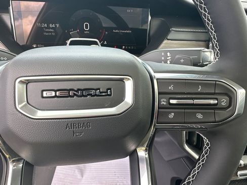 New 2026 GMC Acadia Denali w/ Super Cruise Package FWD image 27