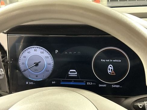 Used 2024 Hyundai Elantra SEL image 15