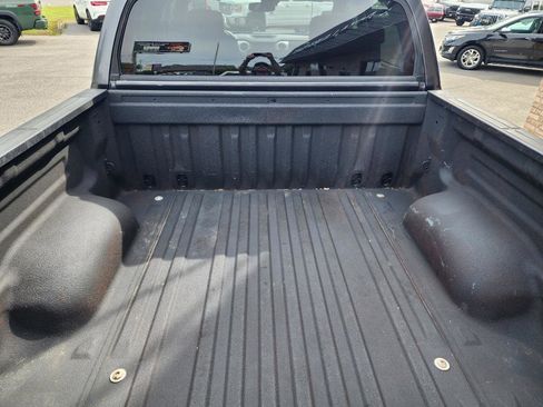 Used 2018 Toyota Tundra SR5 w/ TRD Off Road Package AWD/4WD image 5