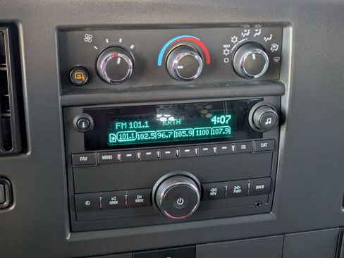 Used 2024 Chevrolet Express 2500 w/ Driver Convenience Package image 19