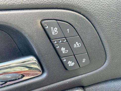 Used 2014 Chevrolet Tahoe LTZ AWD/4WD image 8