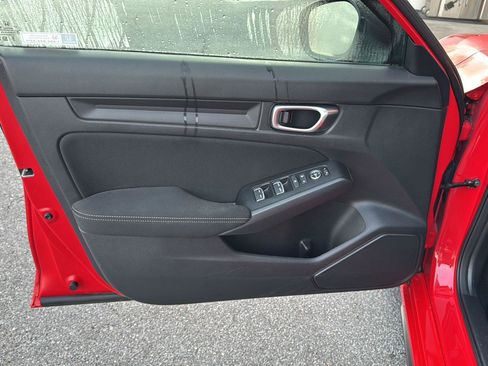 Used 2023 Honda Civic Sport image 14