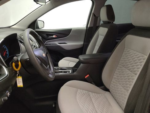 Used 2019 Chevrolet Equinox LS image 17