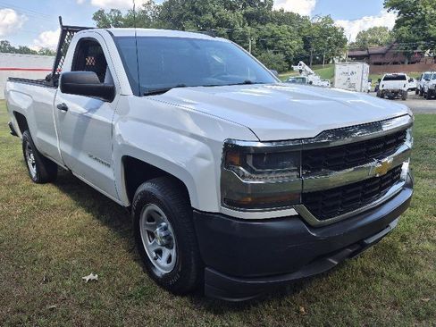 Used 2018 Chevrolet Silverado 1500 W/T w/ WT Convenience Package RWD image 4