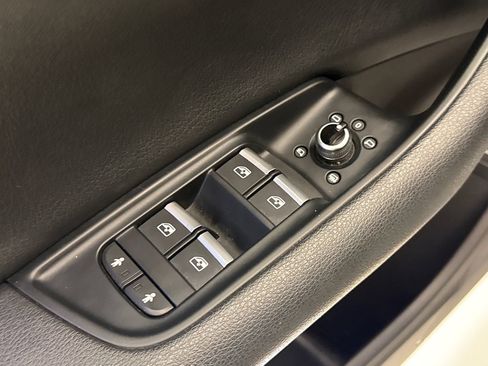 Used 2019 Audi Q7 3.0T Premium Plus w/ Premium Plus Package AWD/4WD image 21