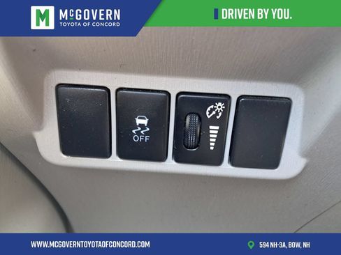 Used 2017 Toyota Prius V Three FWD image 24