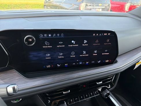 New 2026 Chevrolet Suburban Z71 w/ Comfort Package AWD/4WD image 28