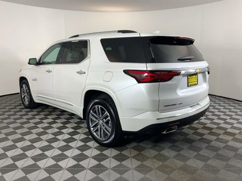 Used 2022 Chevrolet Traverse High Country image 6
