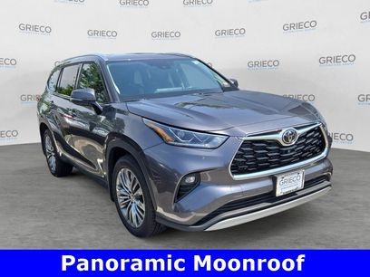 Used 2021 Toyota Highlander Platinum