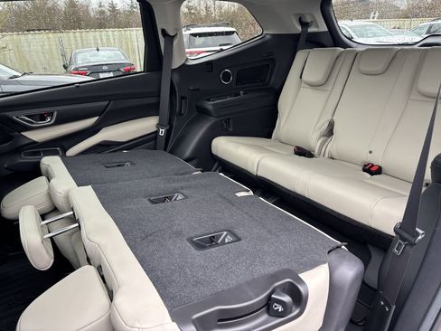 Used 2022 Subaru Ascent Limited w/ Technology Package image 29