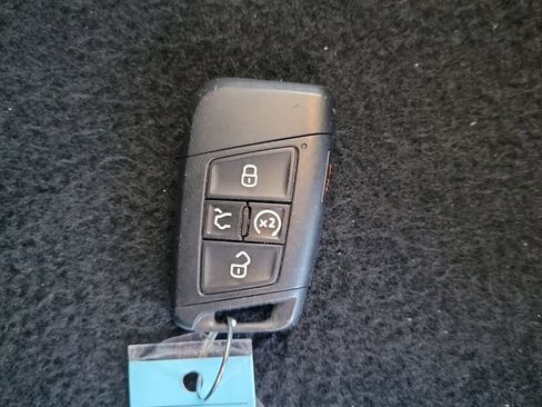 Used 2024 Volkswagen Taos SE FWD image 28