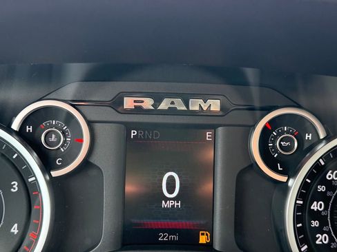 New 2026 RAM 2500 Big Horn AWD/4WD image 33
