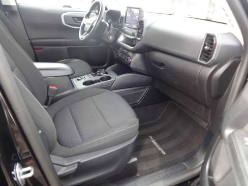 Used 2023 Ford Bronco Sport image 9