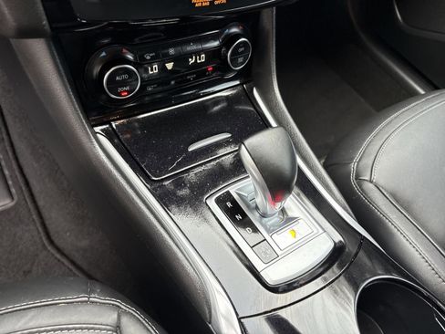 Used 2018 INFINITI QX30 Premium w/ Cargo Package image 23