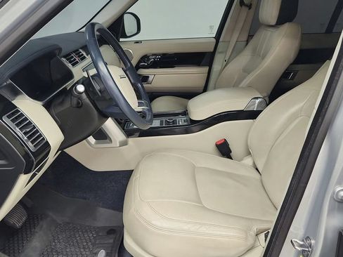 Used 2019 Land Rover Range Rover Supercharged AWD/4WD image 13