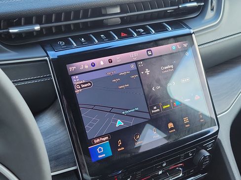 Used 2025 Jeep Grand Cherokee L Limited image 14