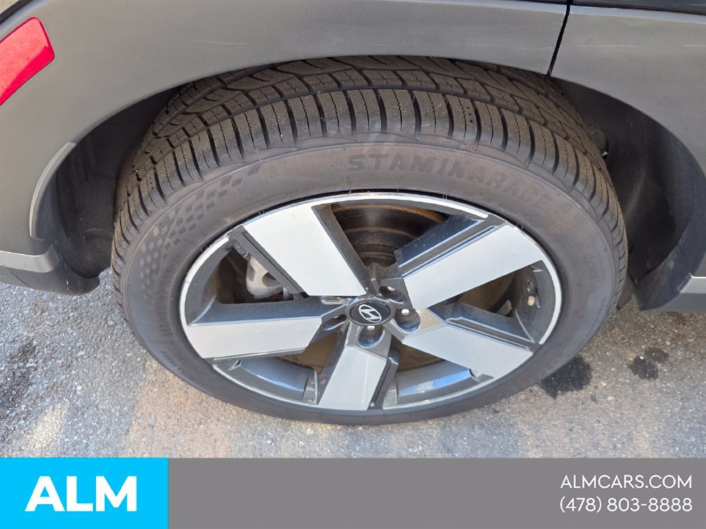 Used 2024 Hyundai Santa Fe Limited FWD image 16