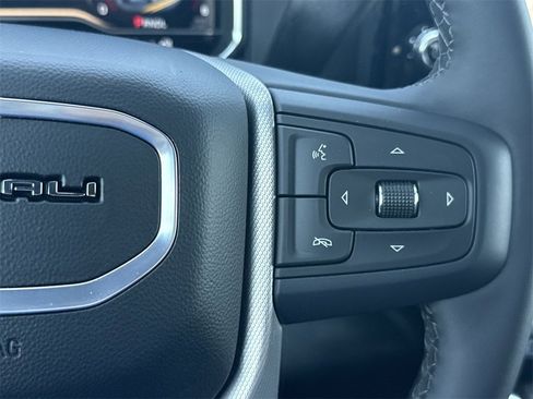 New 2025 GMC Sierra 2500 Denali w/ Denali Reserve Package image 14