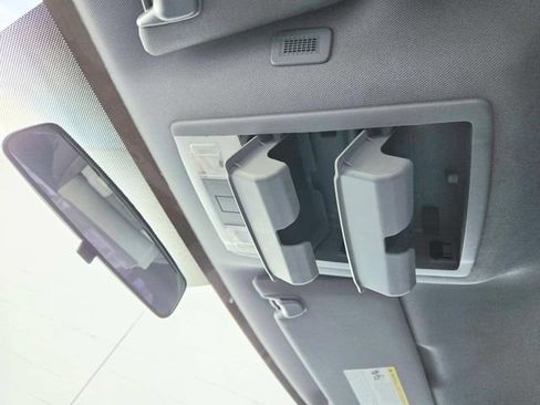 Used 2011 Ford F150 XL w/ Communications Pkg image 26