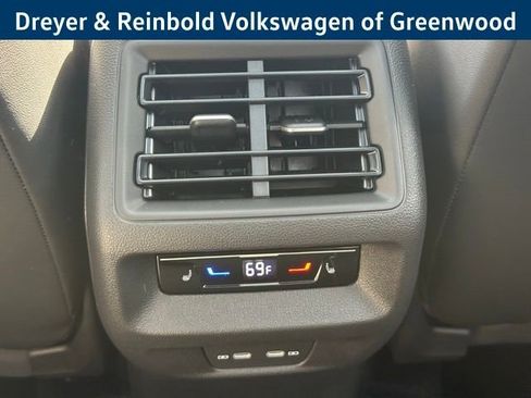 New 2026 Volkswagen Tiguan SEL R-Line image 33